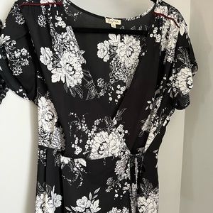 Lily White floral wrap top